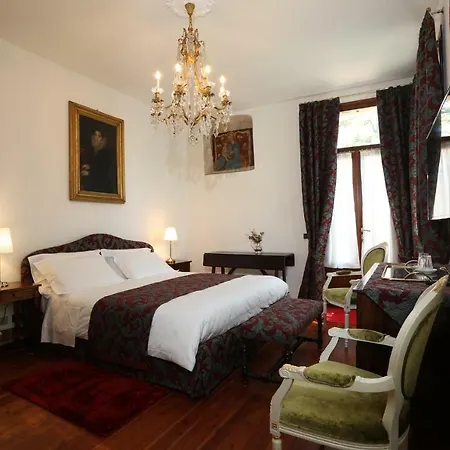 La Fenice Locazione Turistica Guest house *